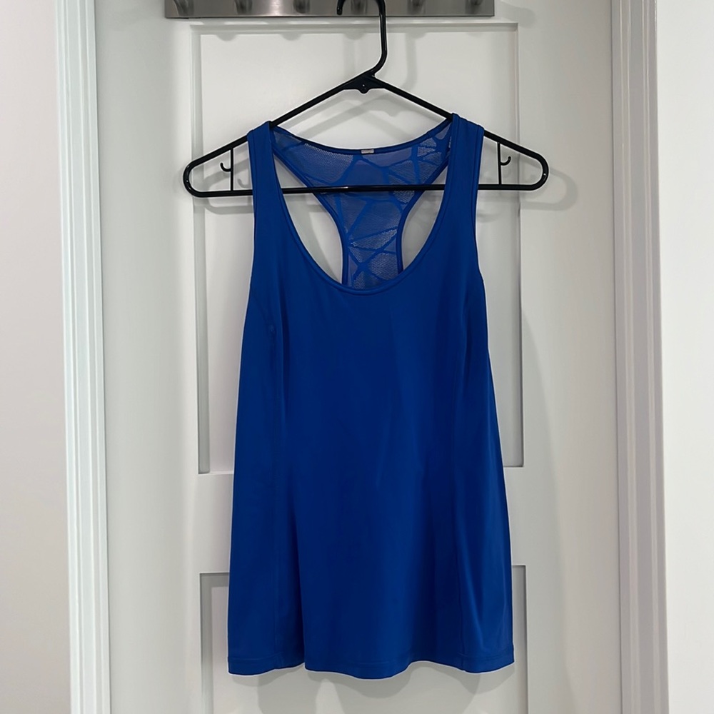 Lululemon workout tank